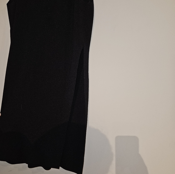 INTERMIX Long Black Top with Slit - Picture 6 of 6